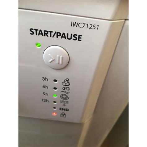 User manual Indesit IWC 71251 (English 